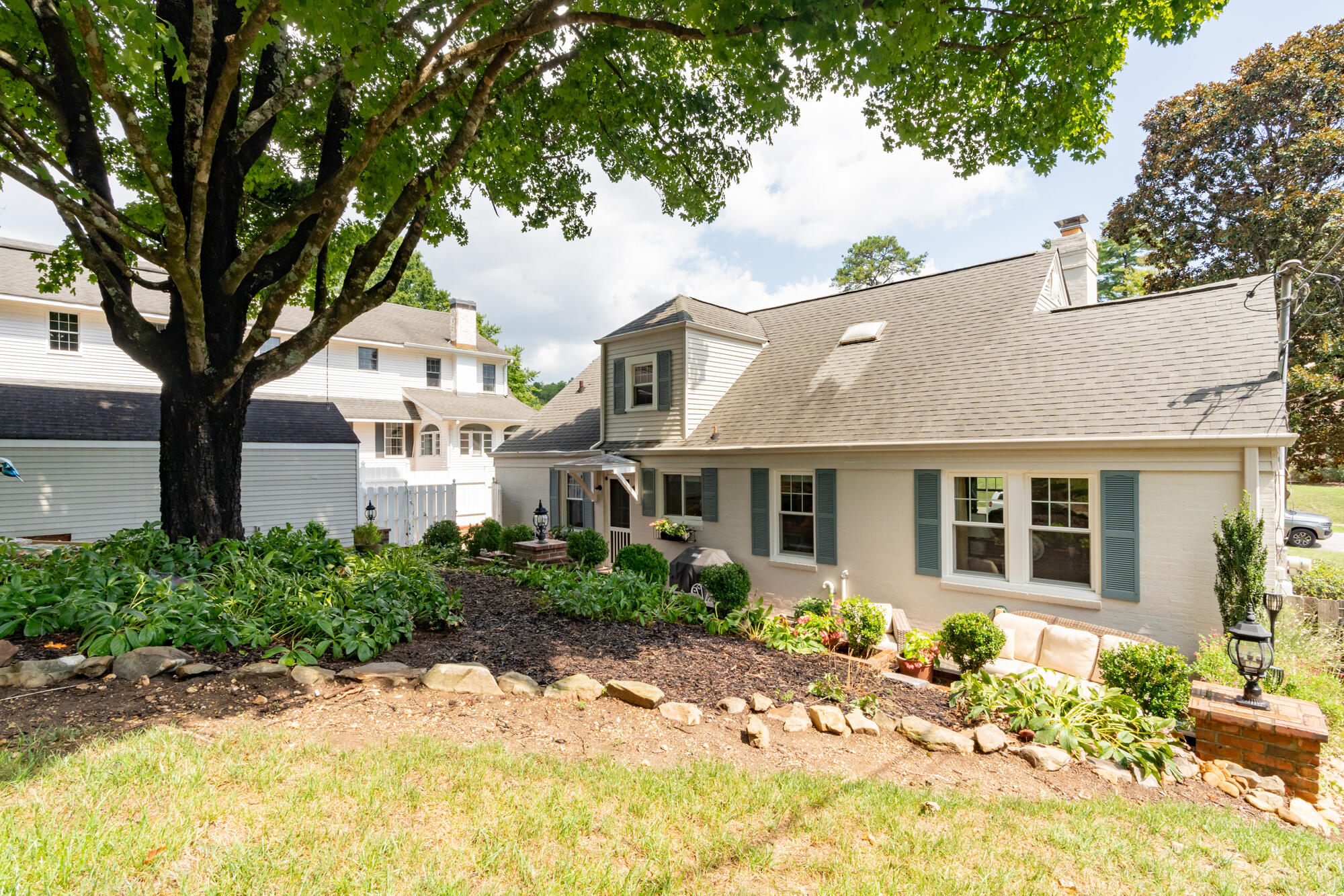 142 Ridgeside Road