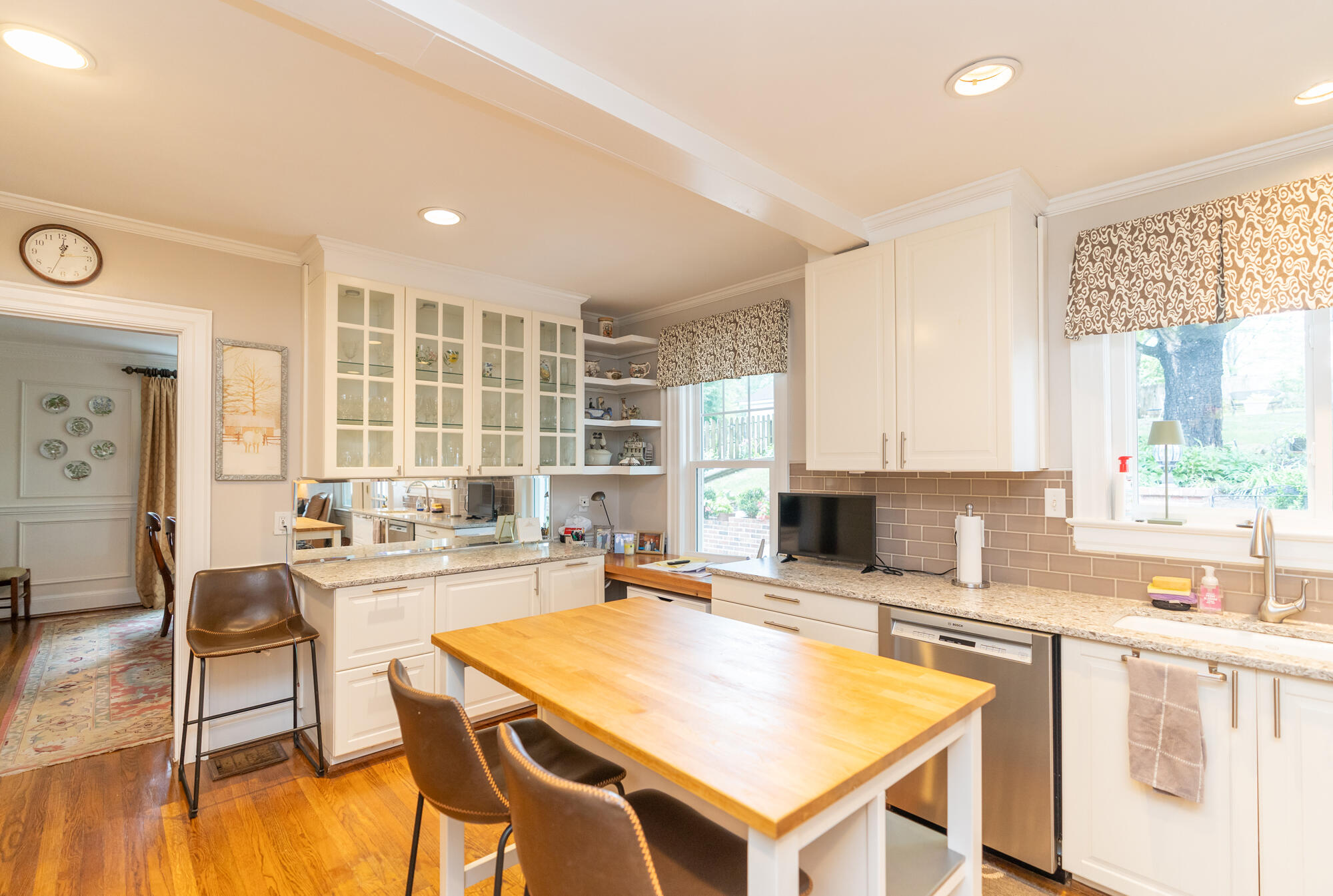 142 Ridgeside Road