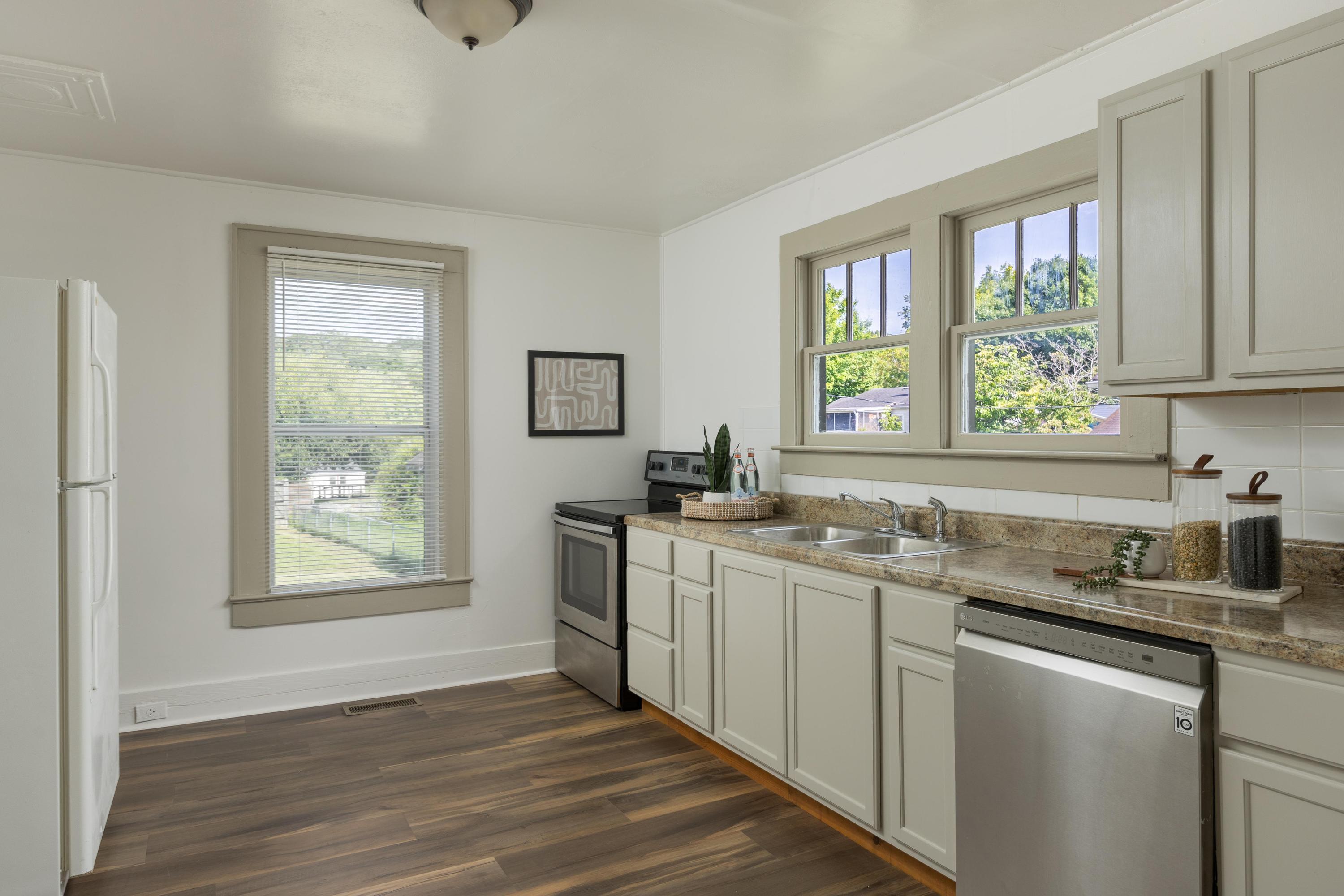 1175 SE Hardwick Street