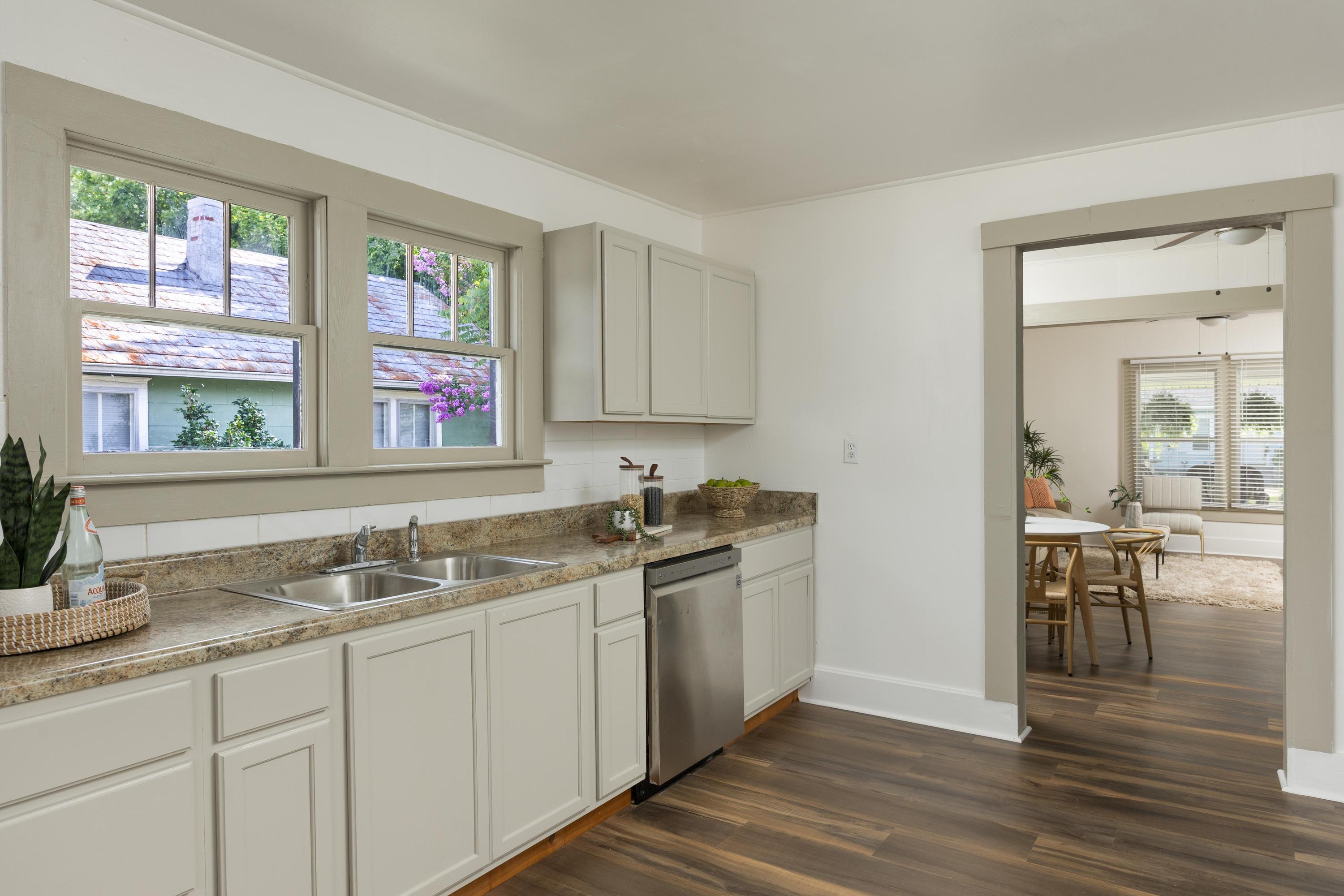 1175 SE Hardwick Street