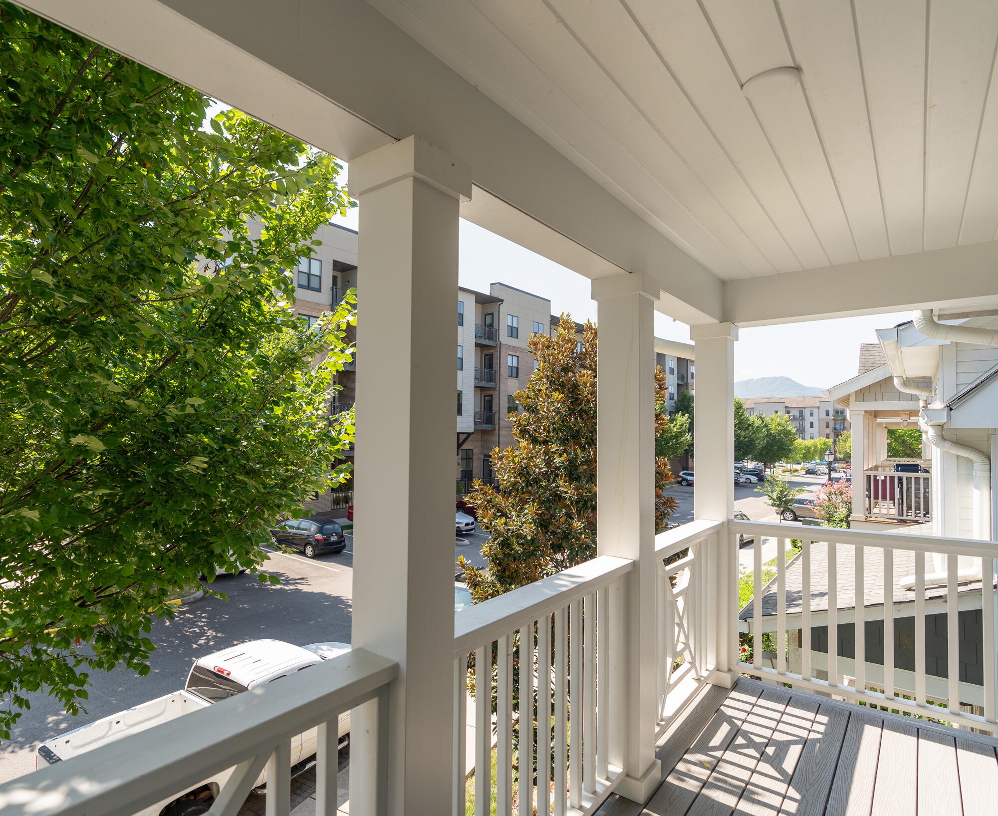 513 Mariner Way