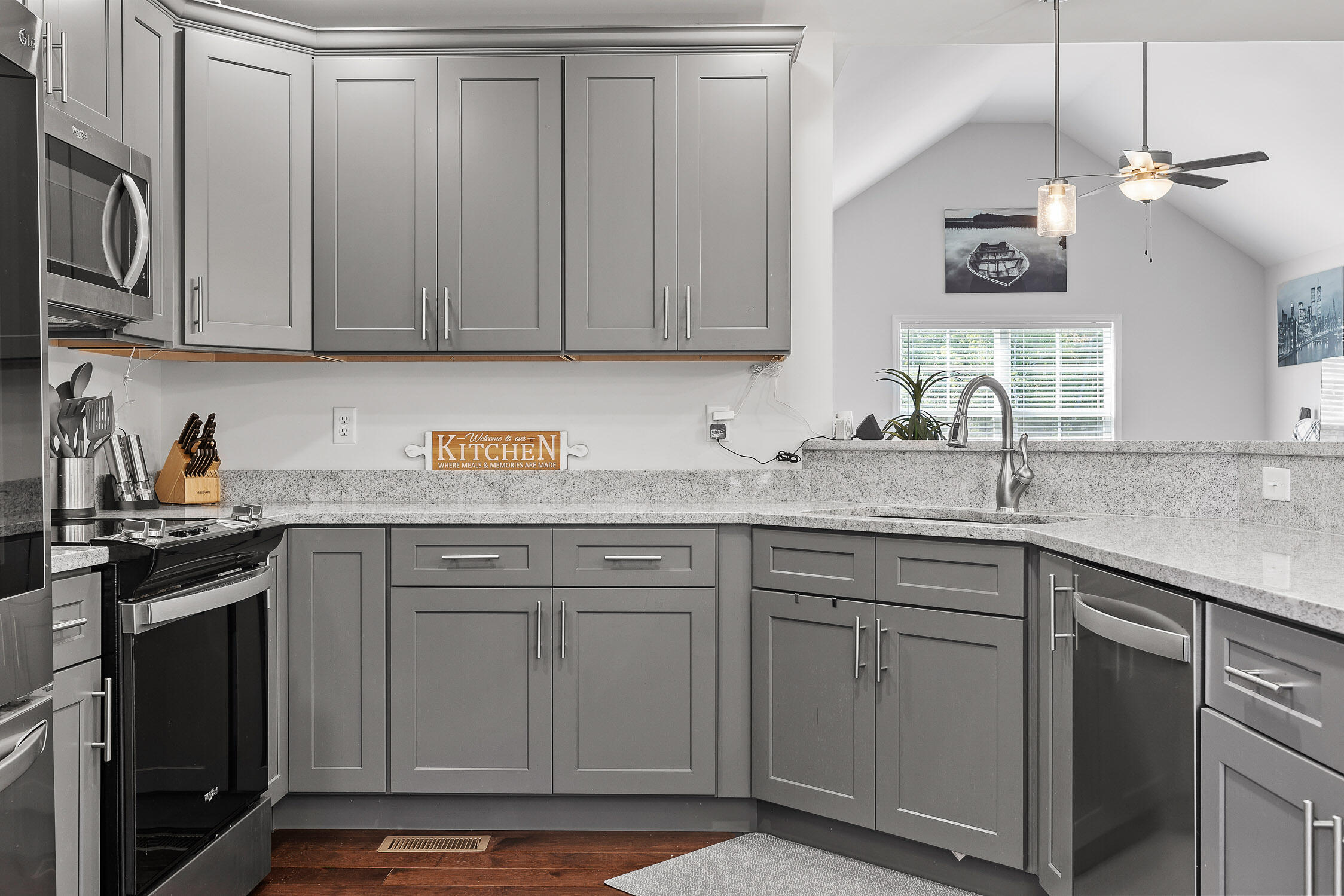 8071 Ashby Gap Way, 217