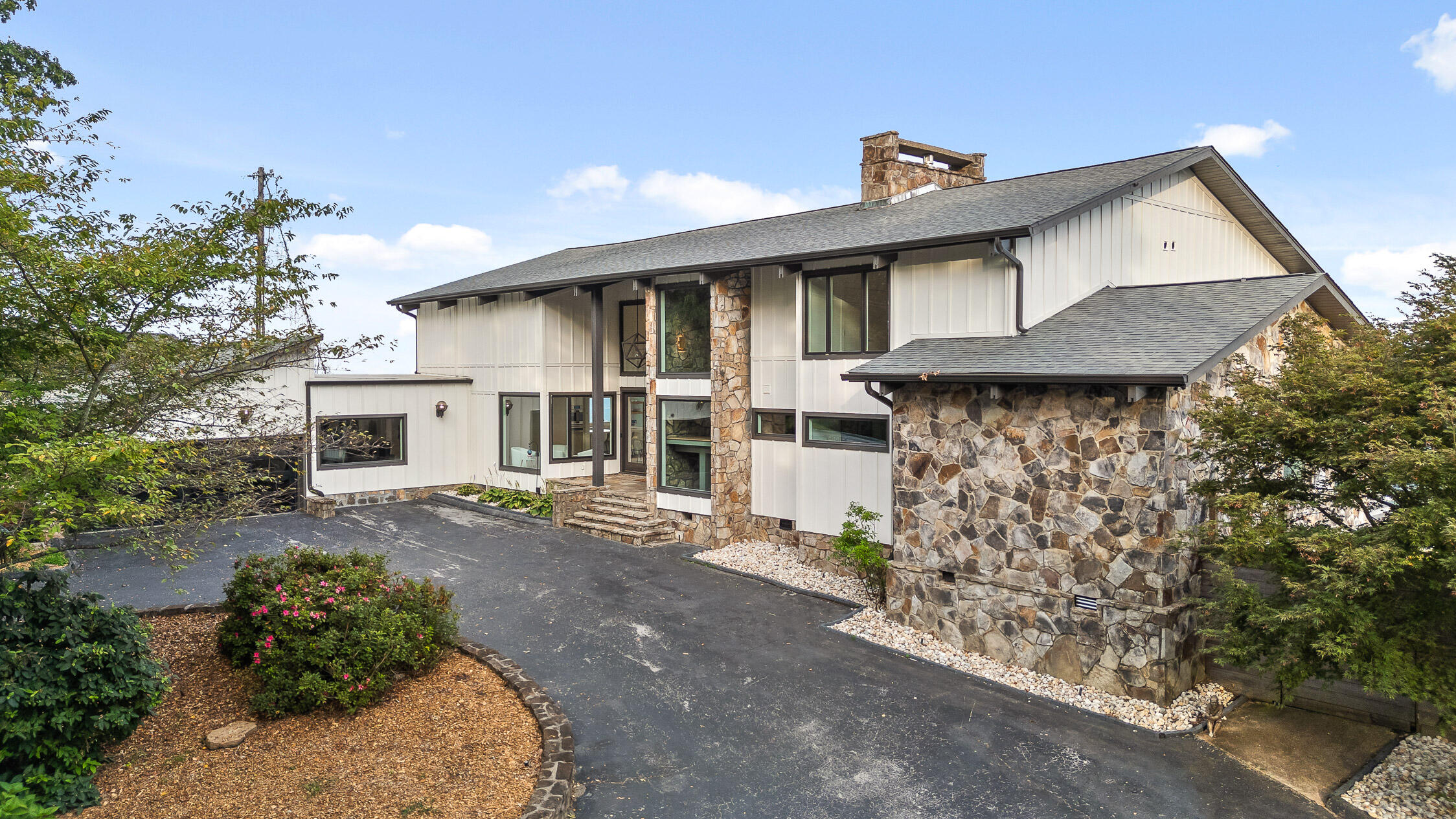 1400 E Brow Road