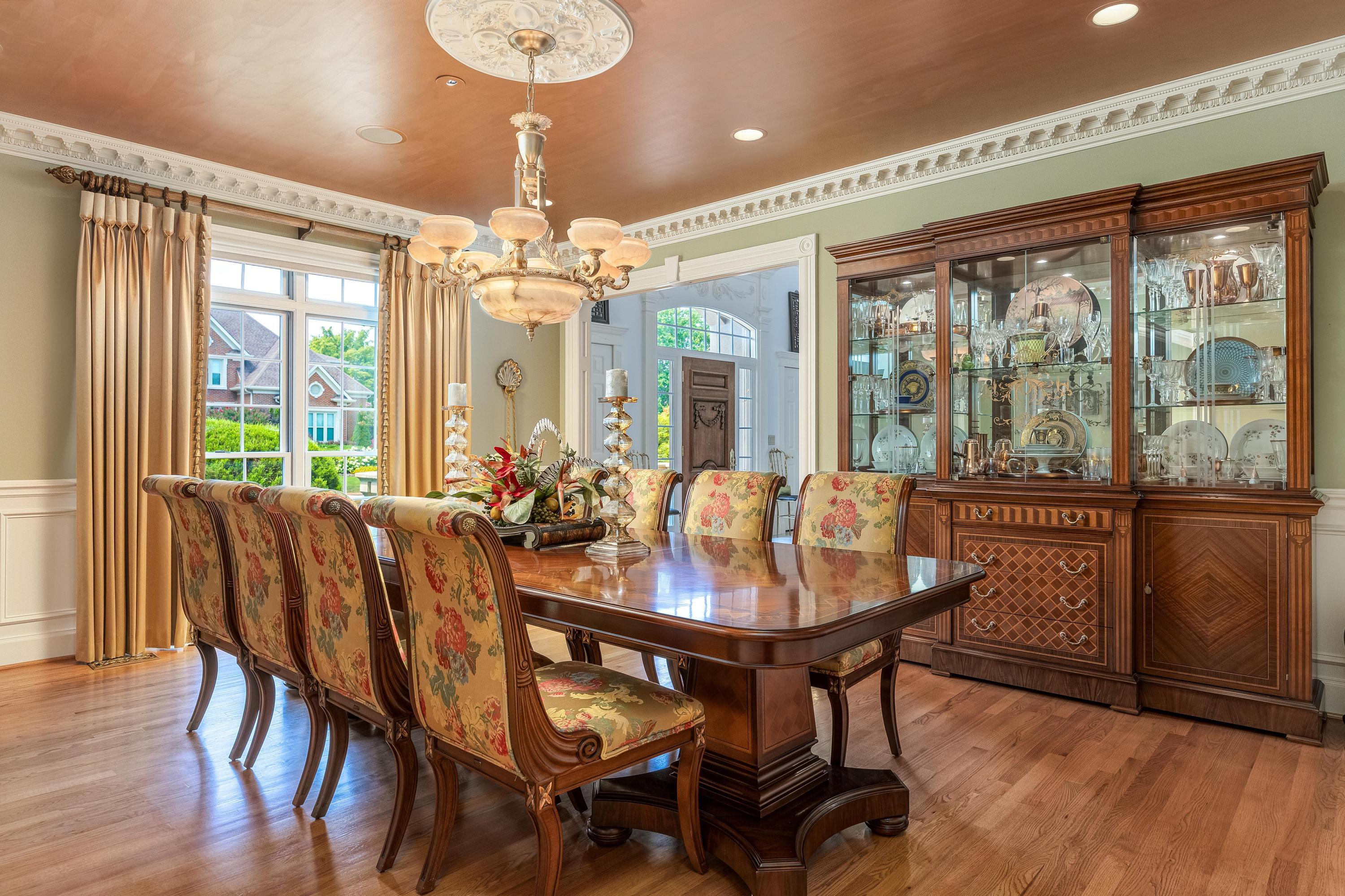 504 Raven Wolf Road
