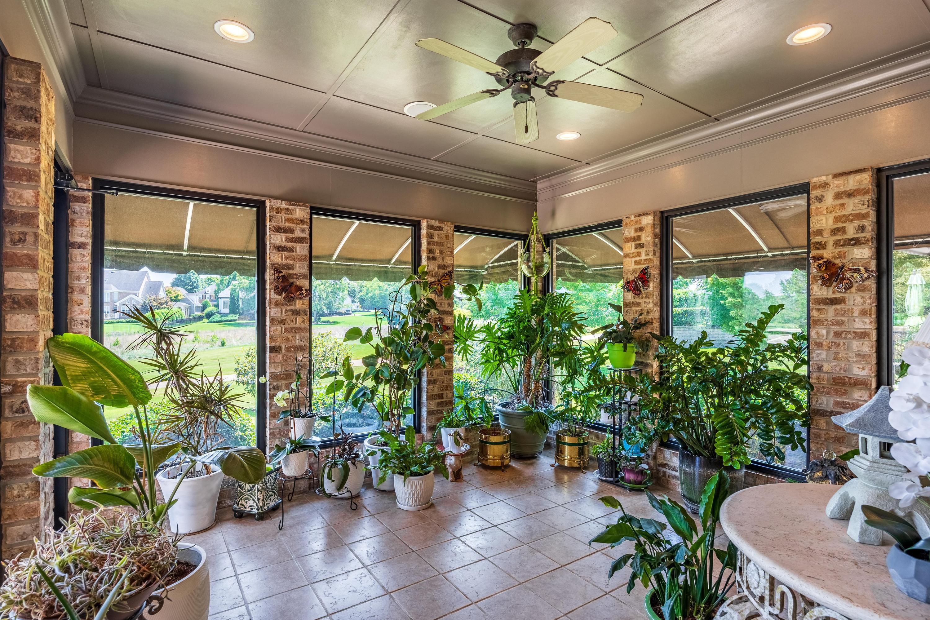 504 Raven Wolf Road
