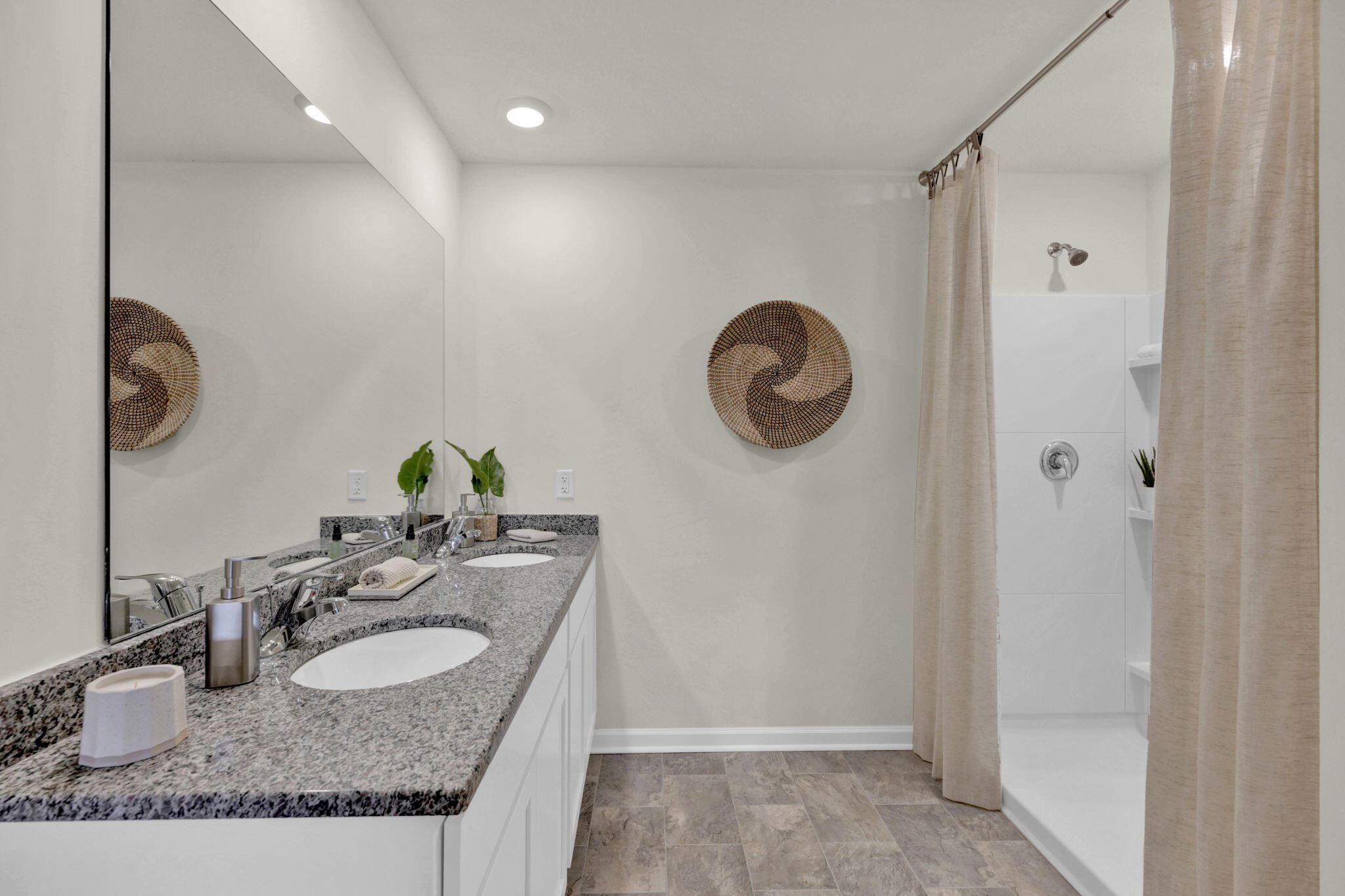 67 Old Warren School Road, LaFayette