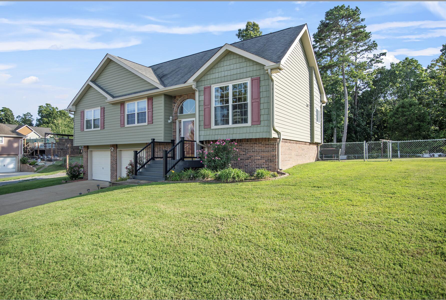7005 Hunter Glen Drive