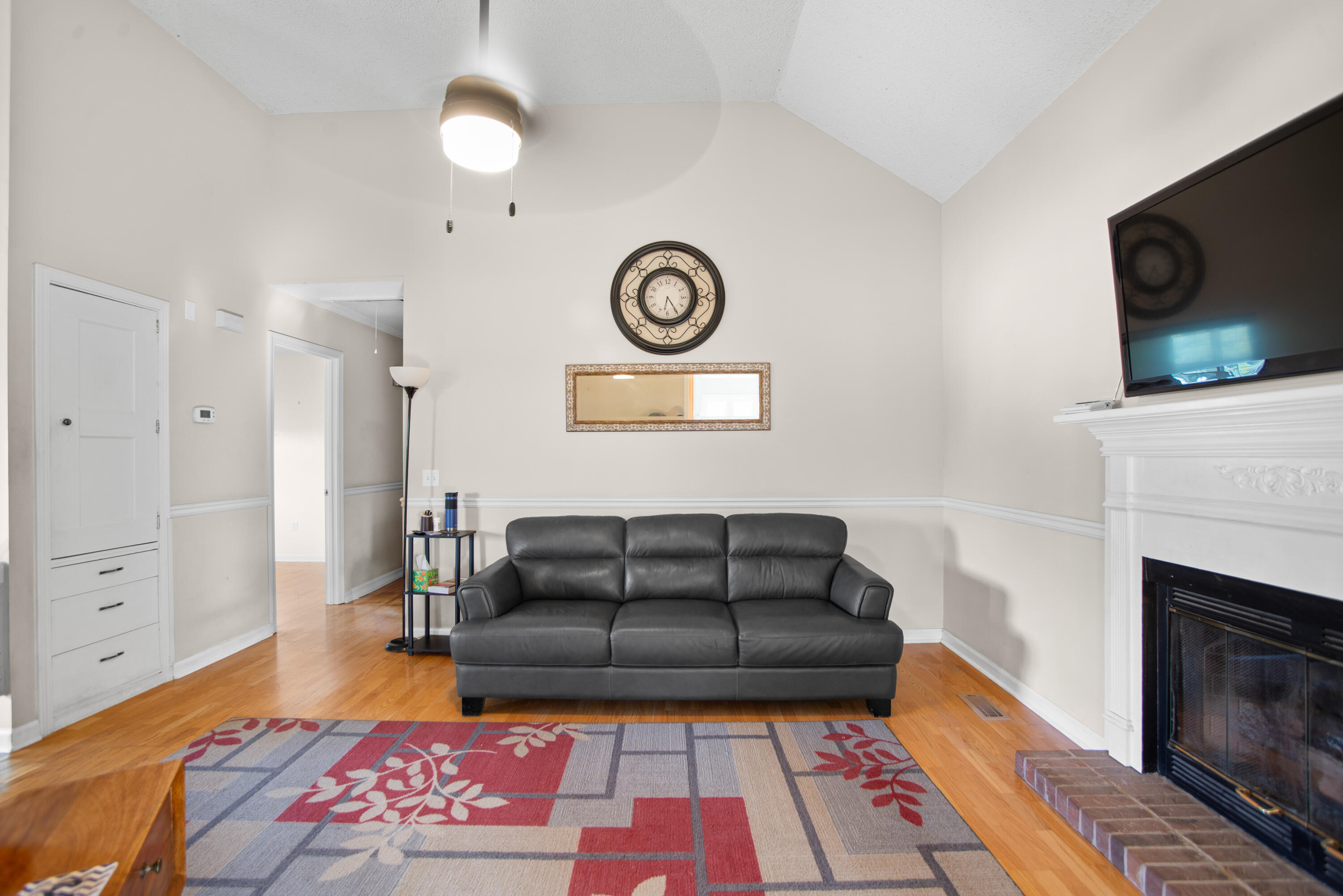 7005 Hunter Glen Drive