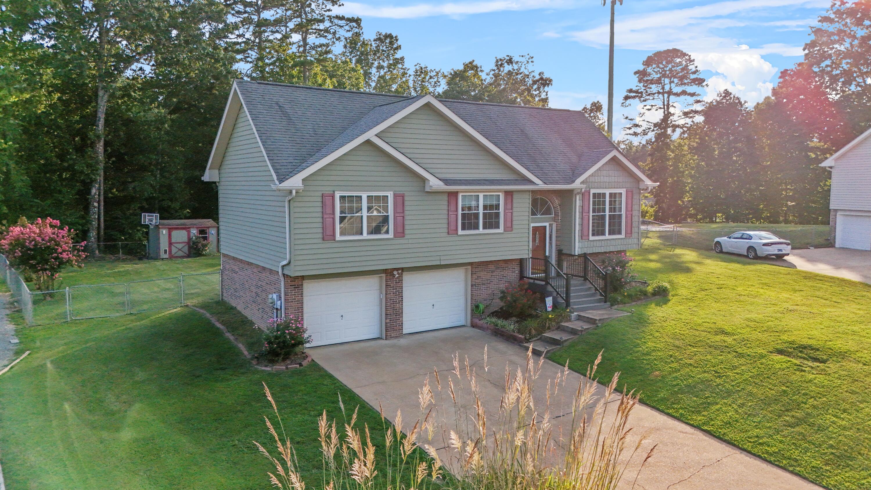 7005 Hunter Glen Drive
