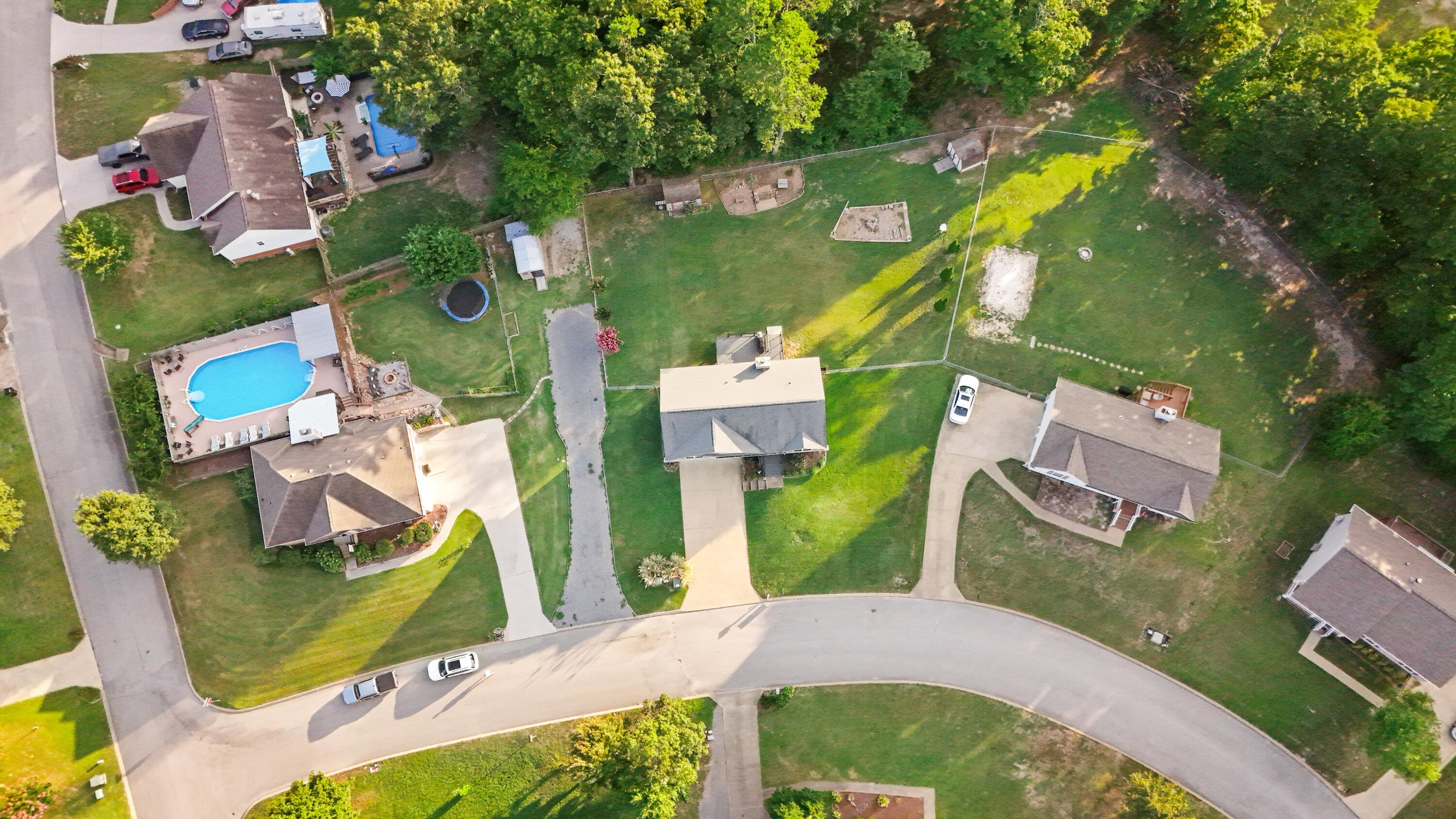 7005 Hunter Glen Drive