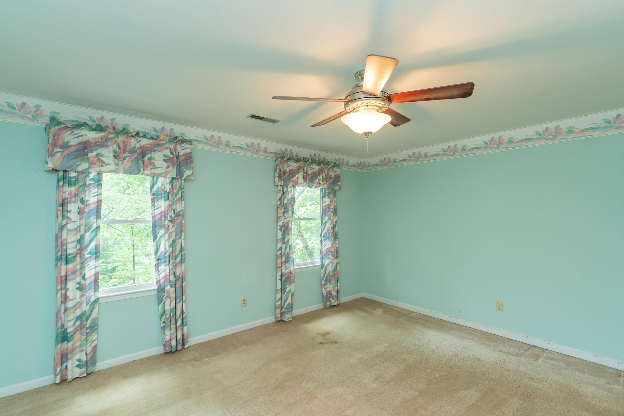 530 Fern Trail