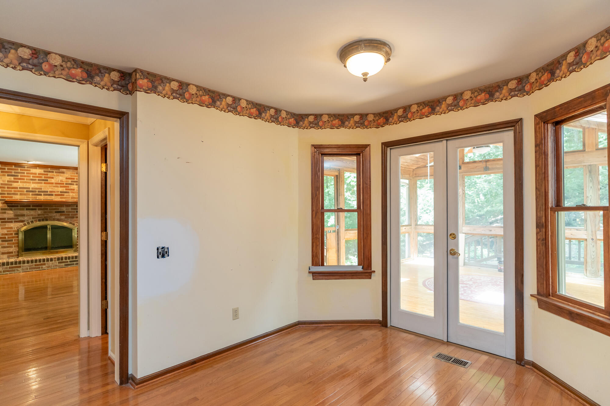 530 Fern Trail
