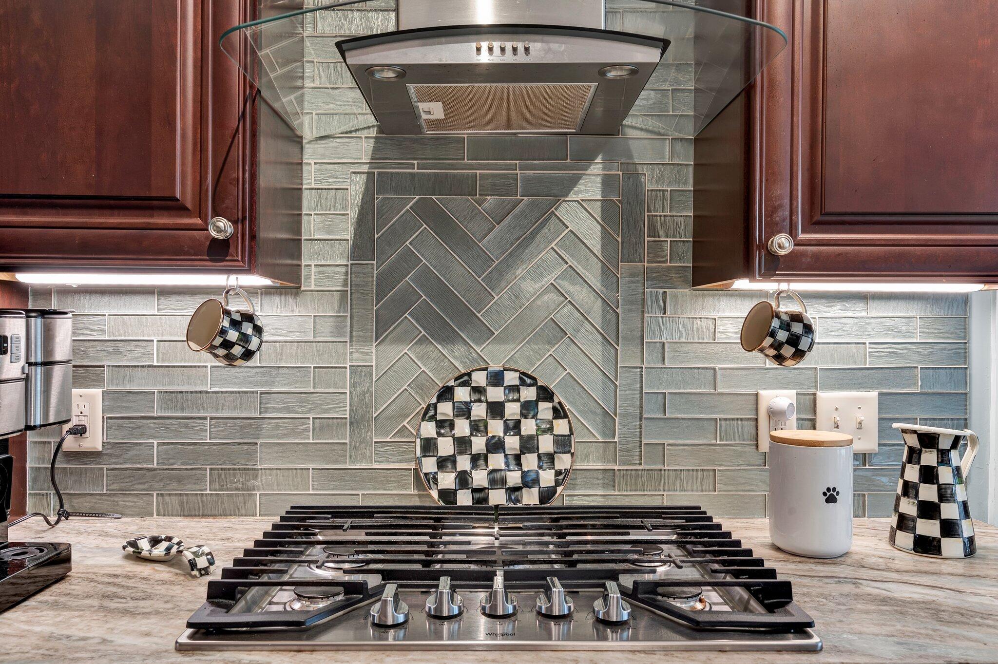 1223 Constitution Drive