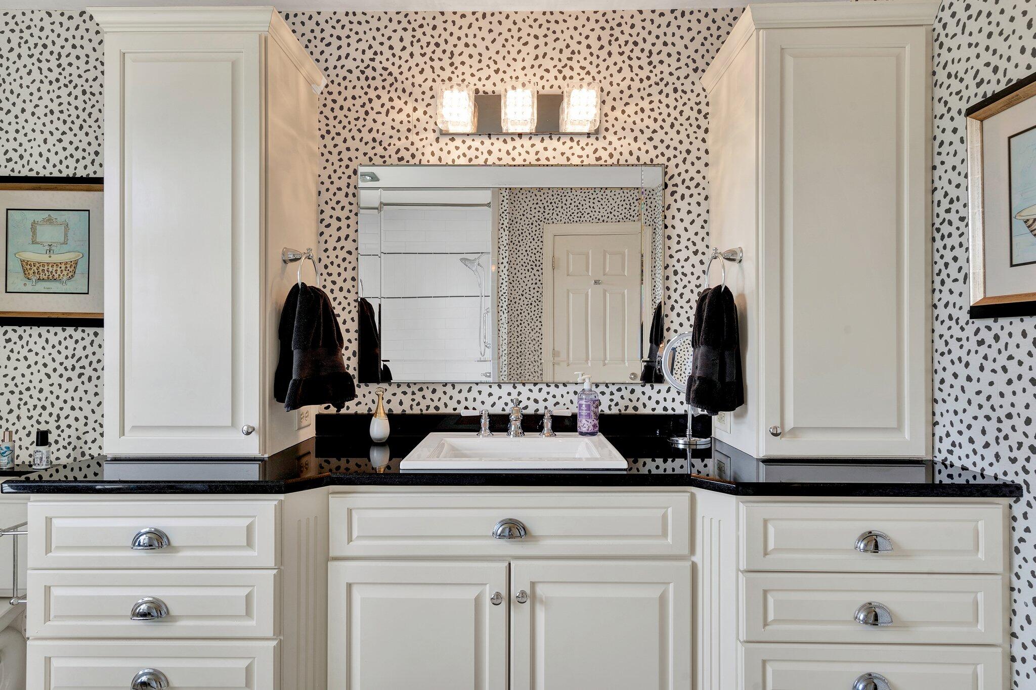 1223 Constitution Drive