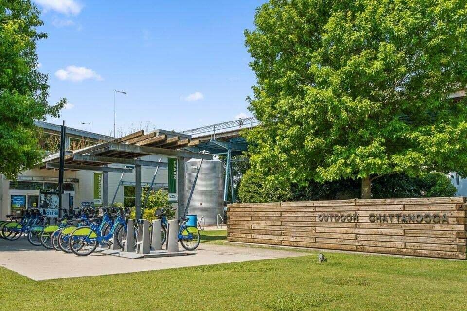 1223 Constitution Drive