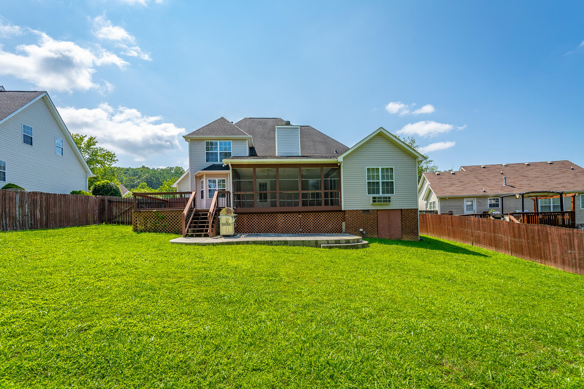 8673 Flowerdale Drive