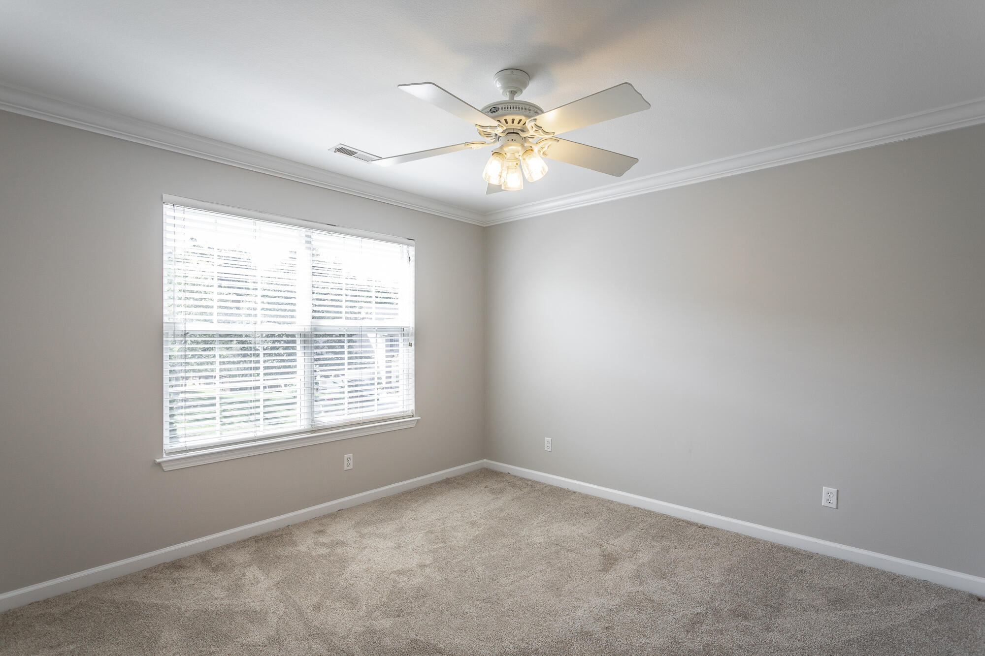 8673 Flowerdale Drive