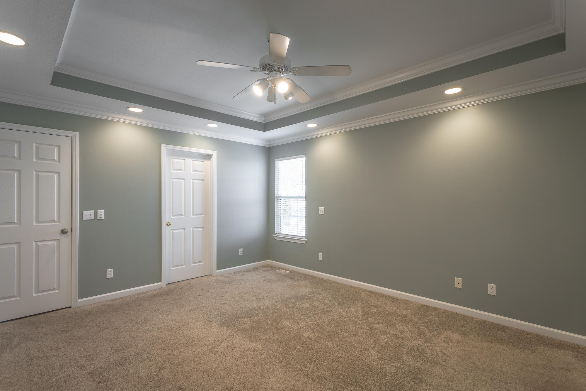 8673 Flowerdale Drive