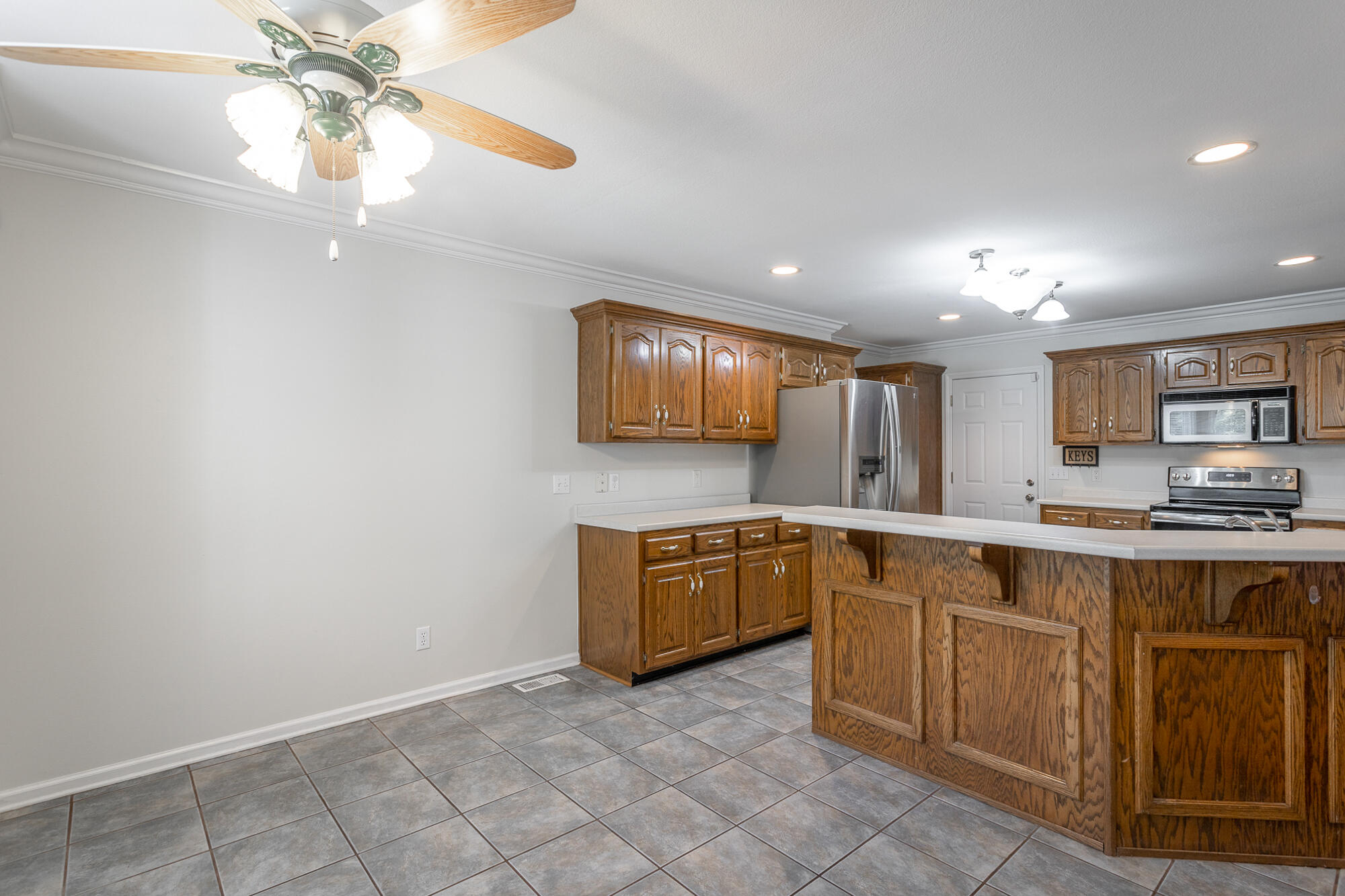 8673 Flowerdale Drive