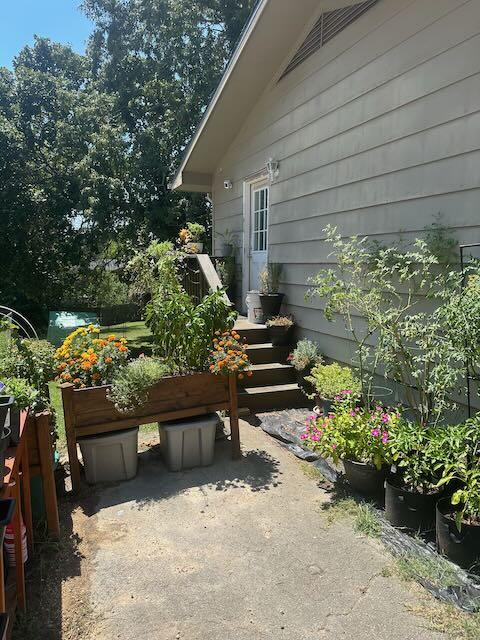 5506 Kenyon Road