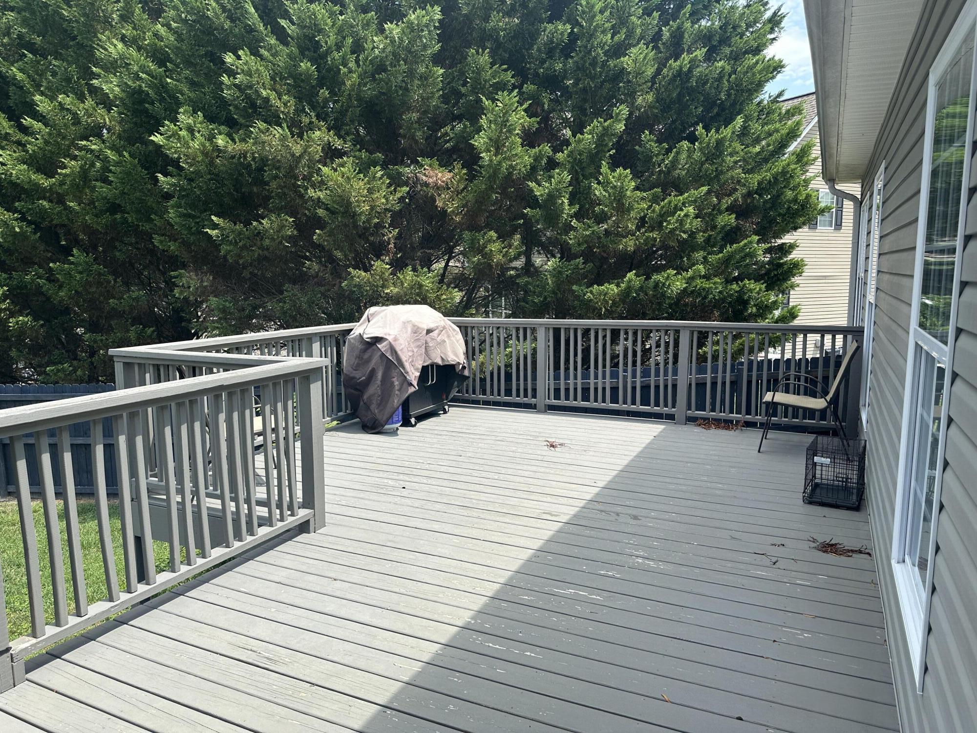 90 Lillie Drive