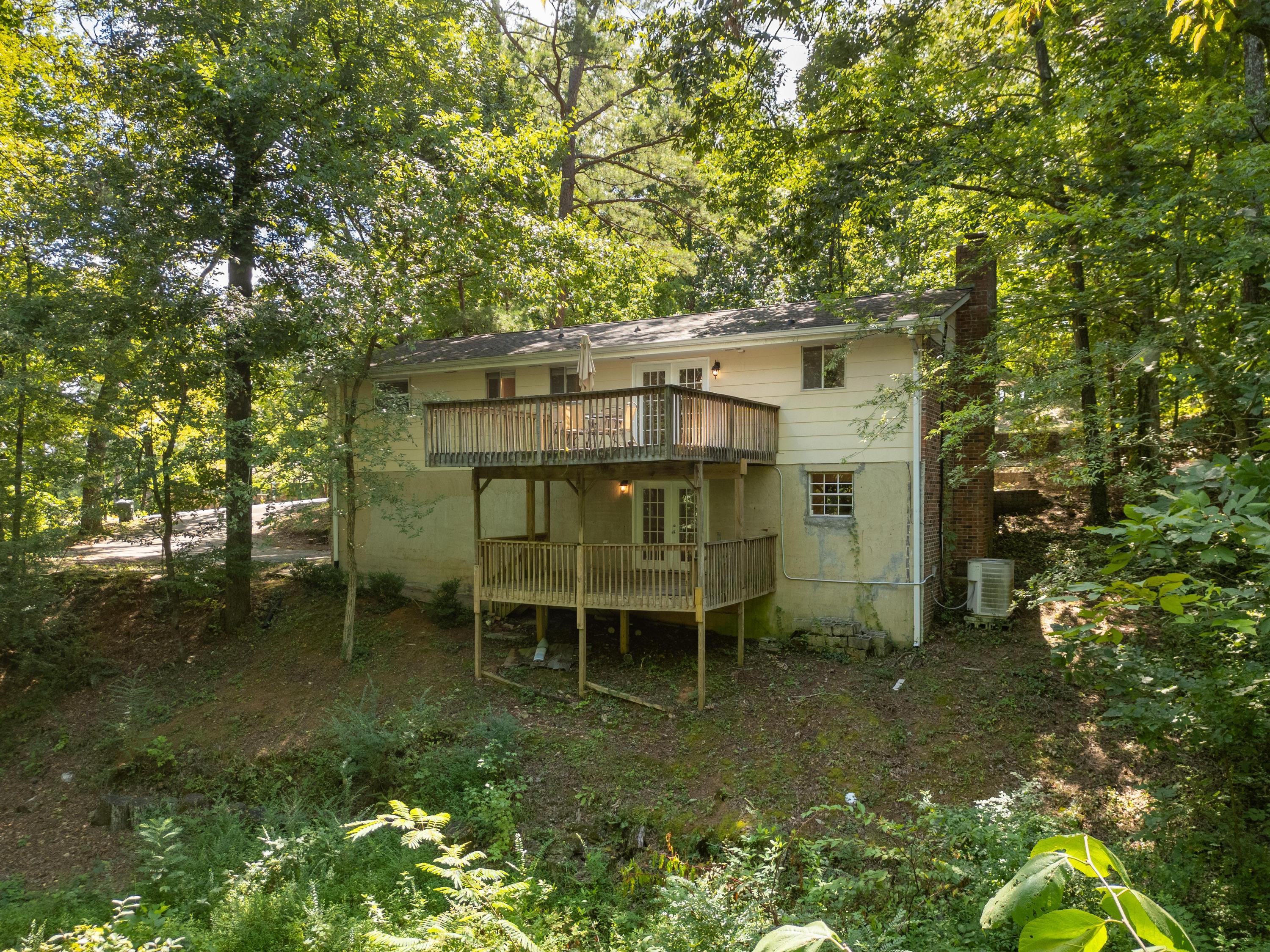 1017 N Sanctuary Road