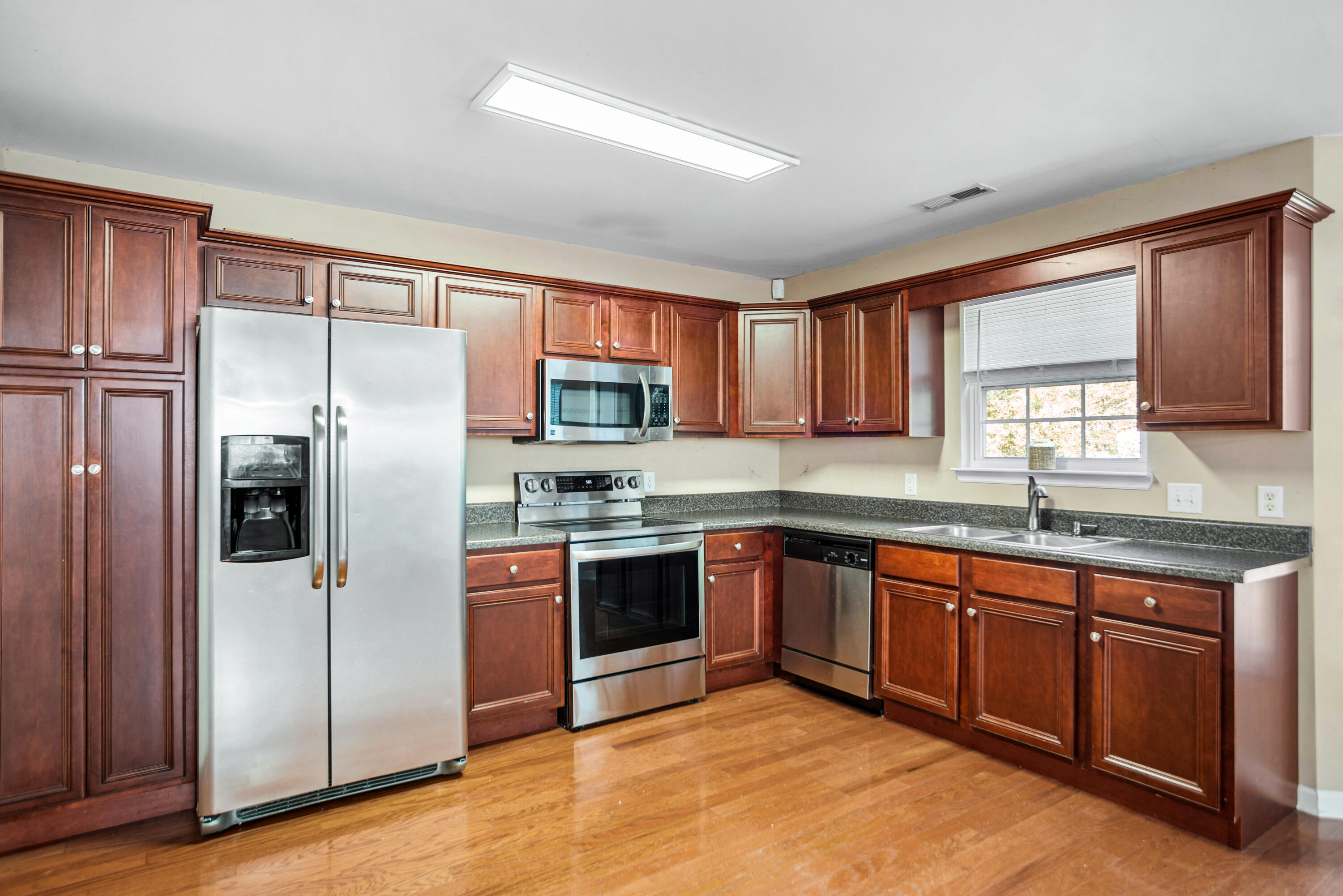 7116 Blossom Circle