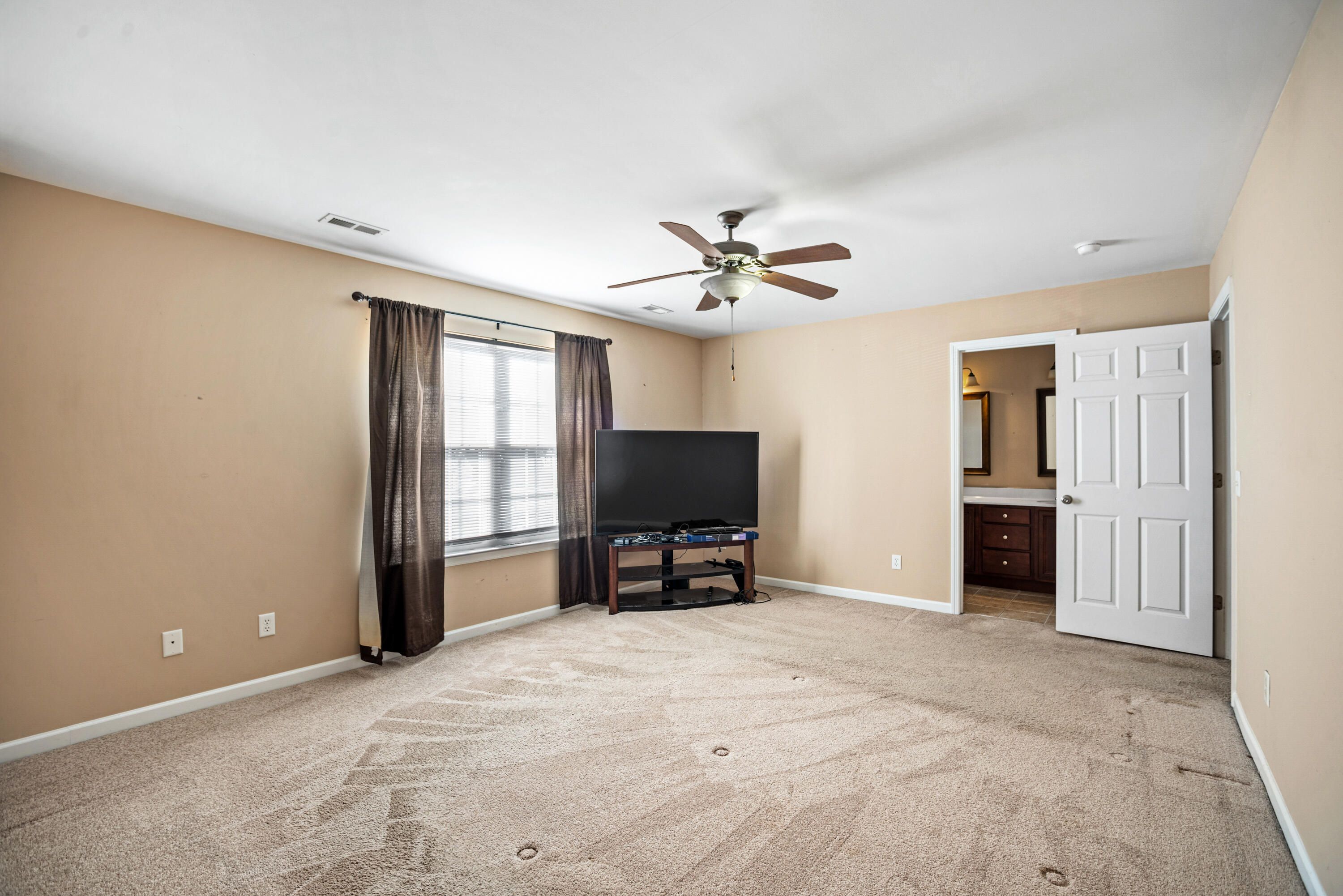 7116 Blossom Circle