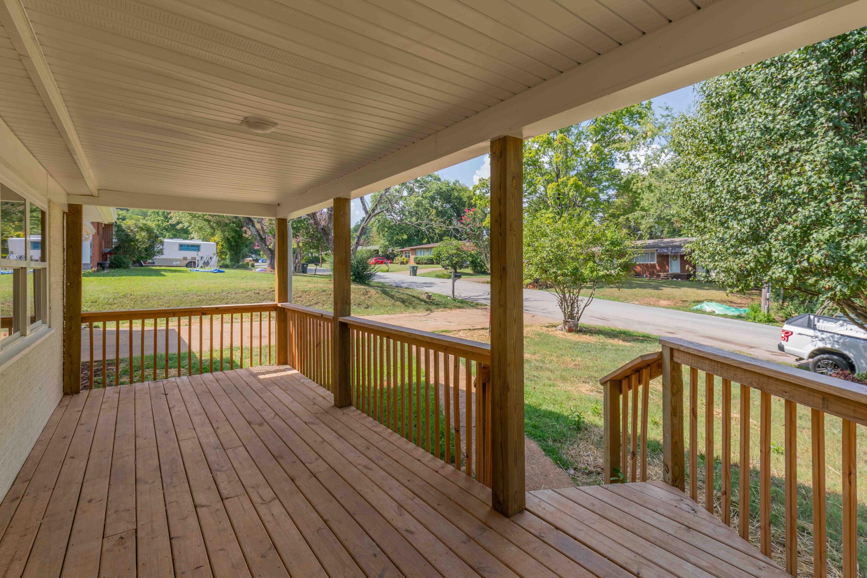 6816 Gayda Lane