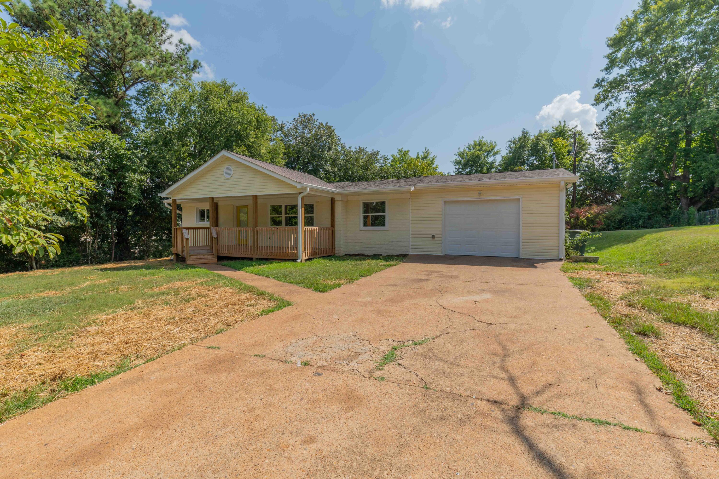 6816 Gayda Lane