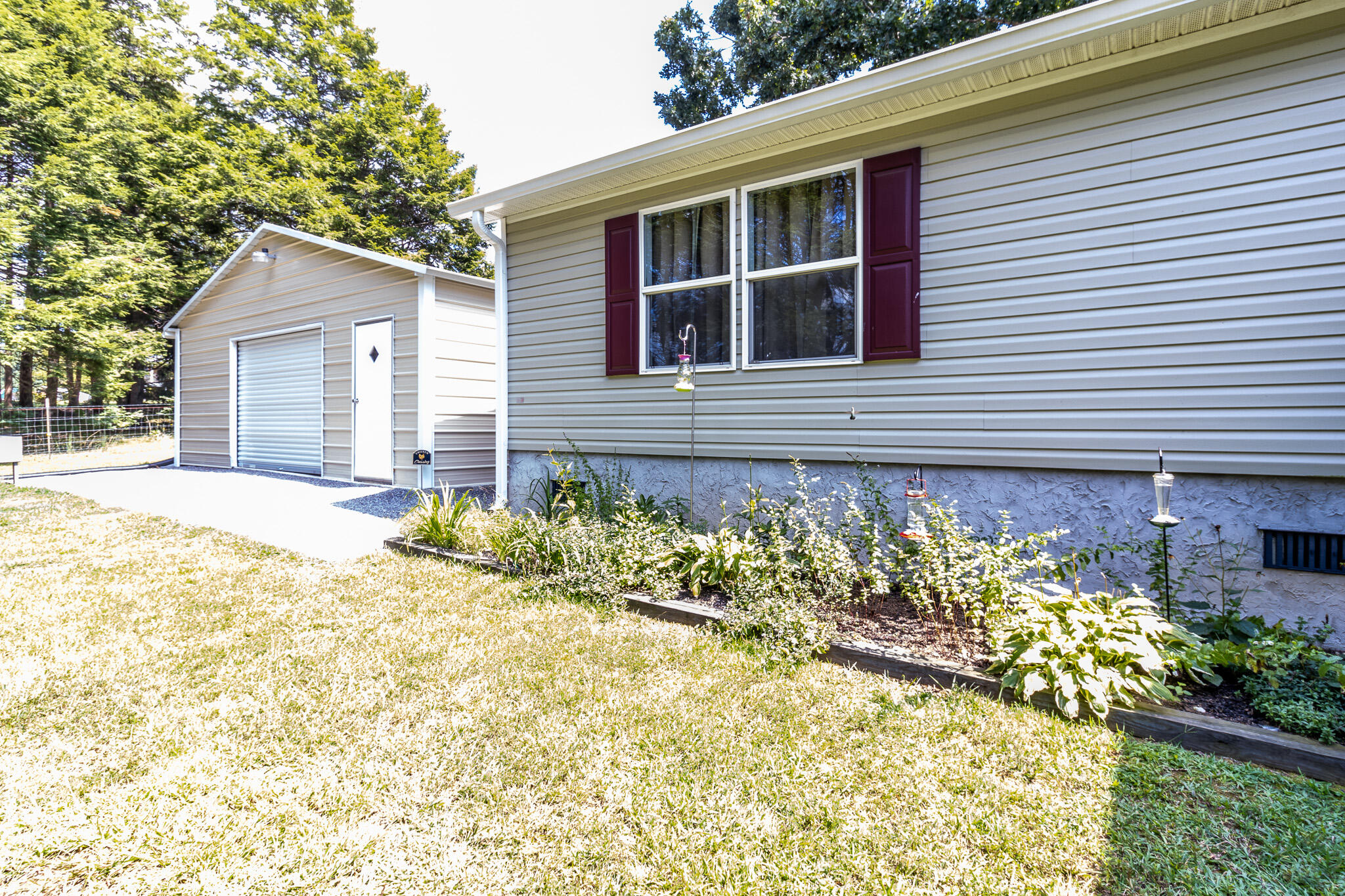 22 Hemlock Acres