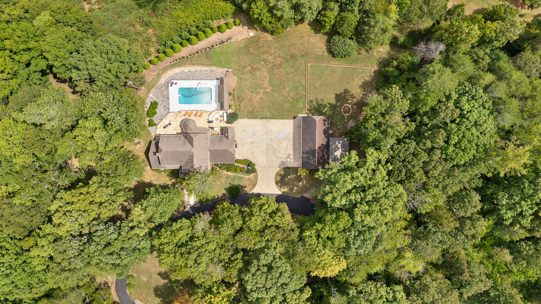 367 Memorial Lane