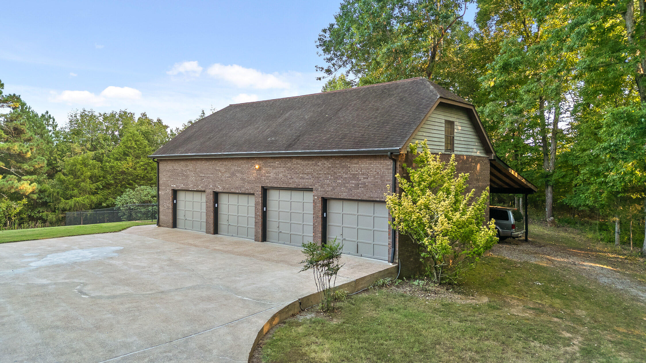 367 Memorial Lane
