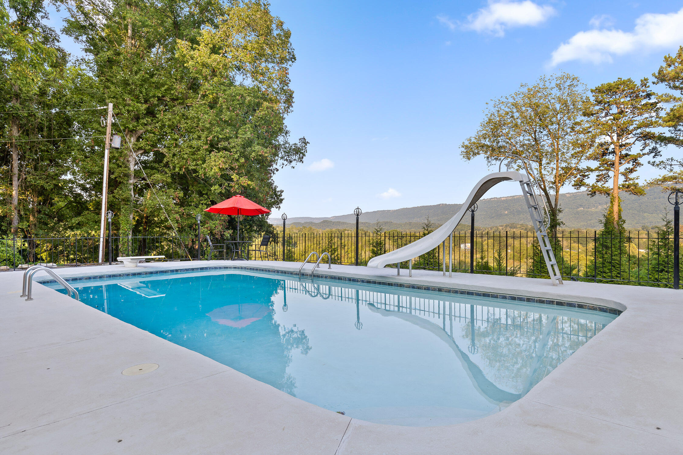 367 Memorial Lane