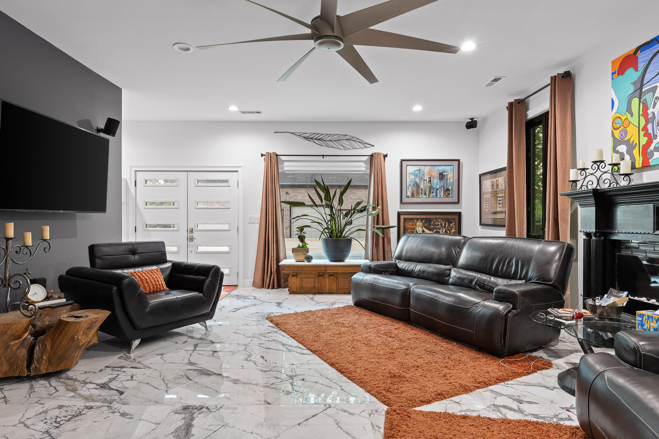 367 Memorial Lane