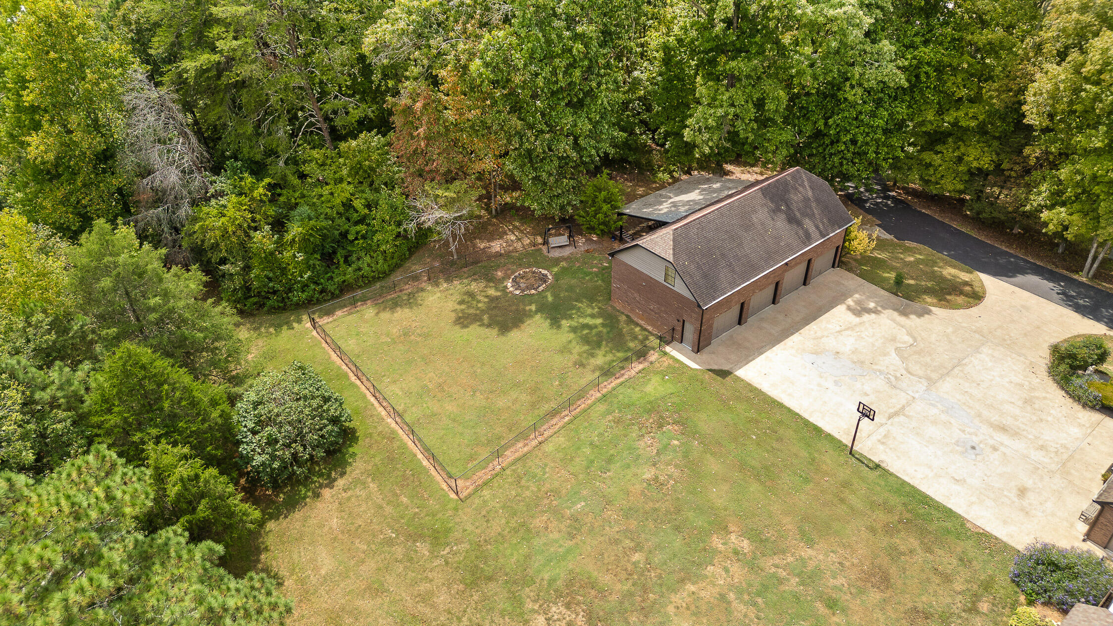 367 Memorial Lane