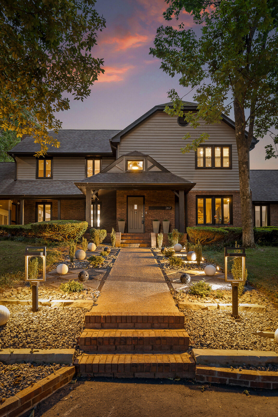 367 Memorial Lane
