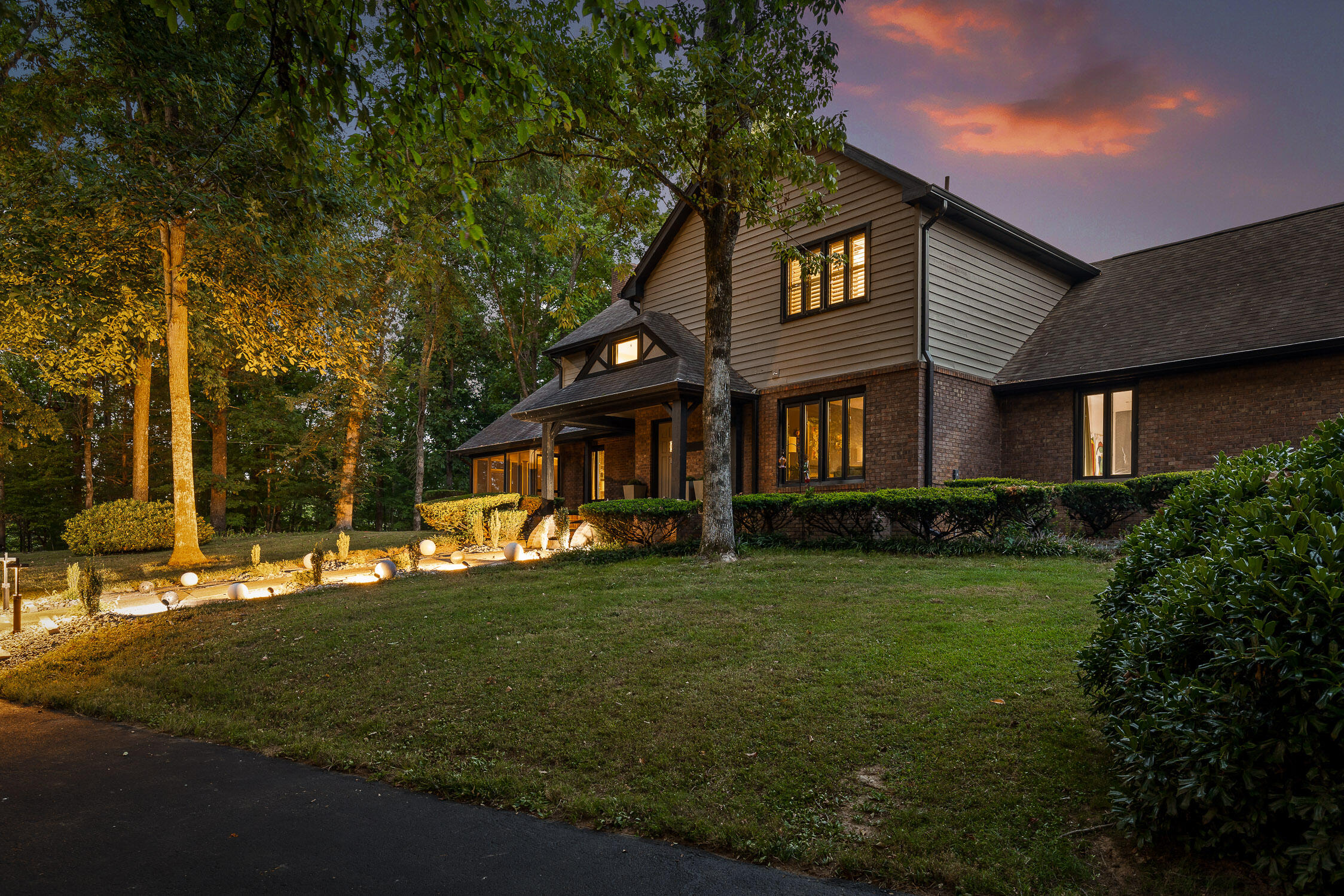 367 Memorial Lane