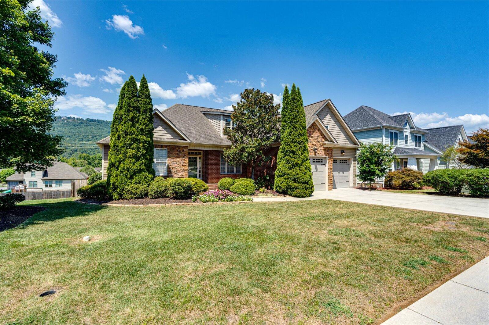 1163 Saddlebrook Drive