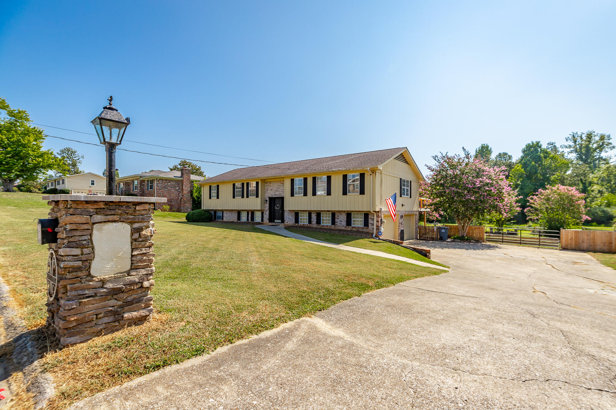 2712 Saint Lawrence Road