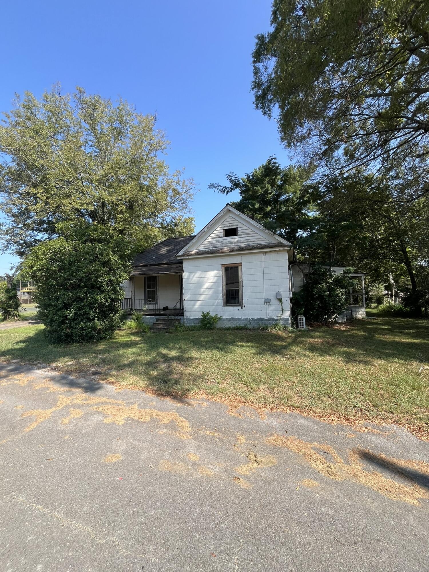 509 E 14th Street