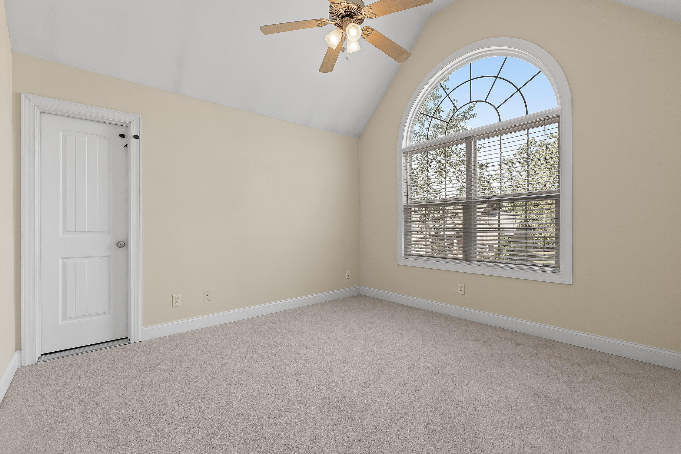 4437 Wellesley Drive