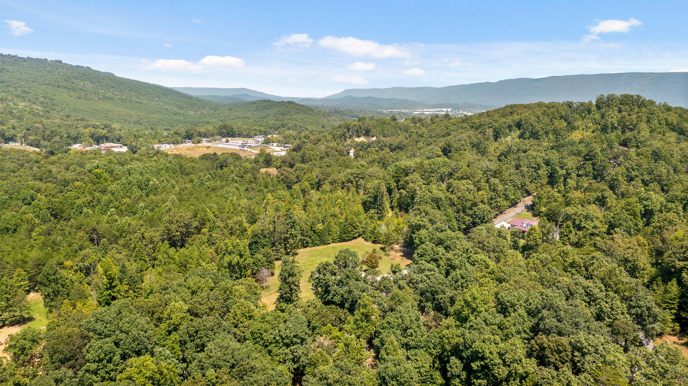 303 N Woods Lane