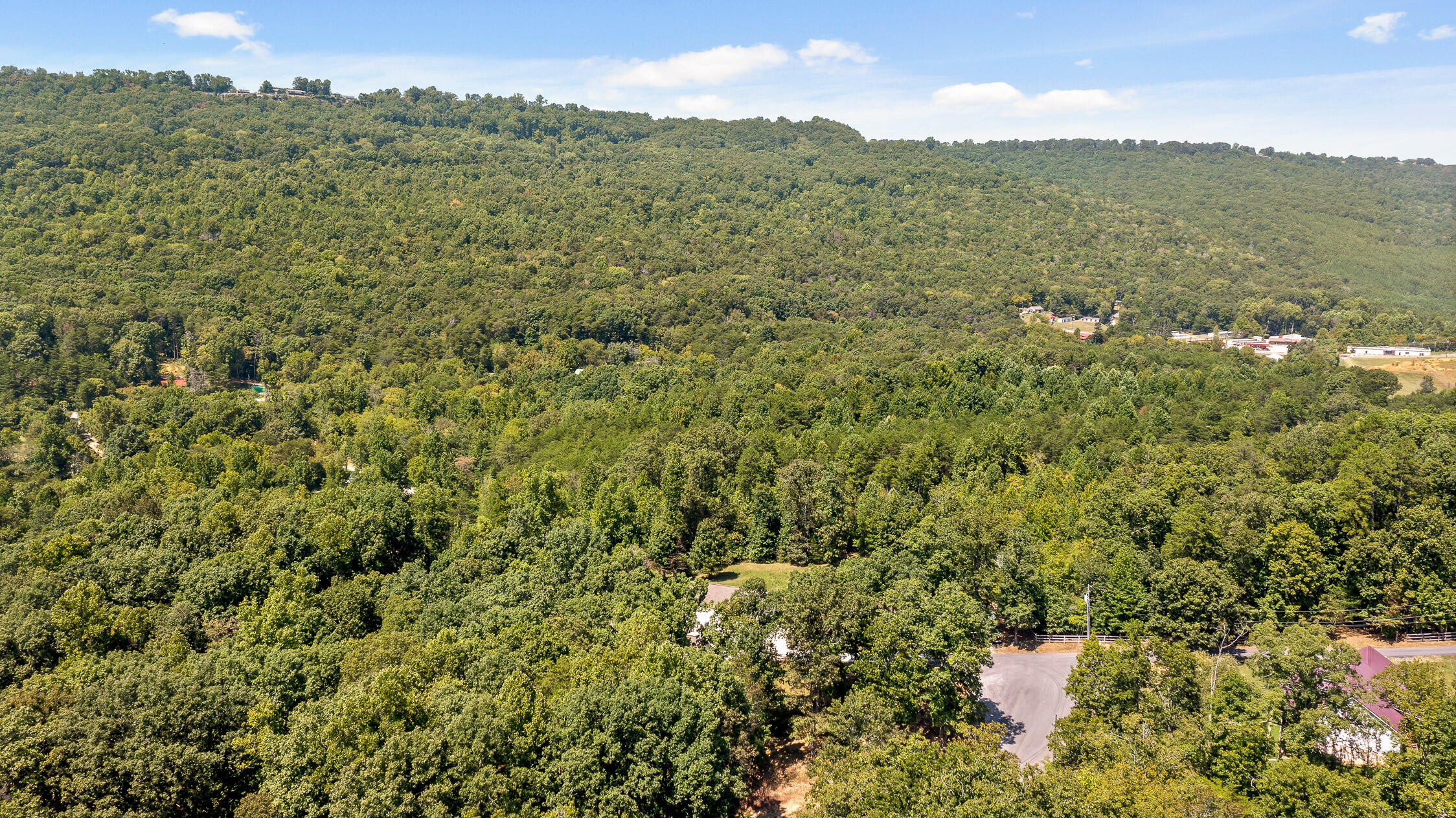 303 N Woods Lane