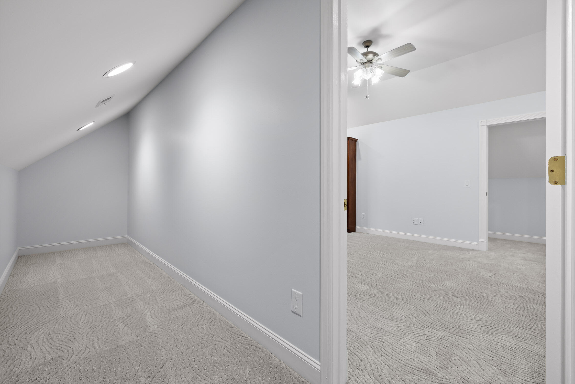 303 N Woods Lane