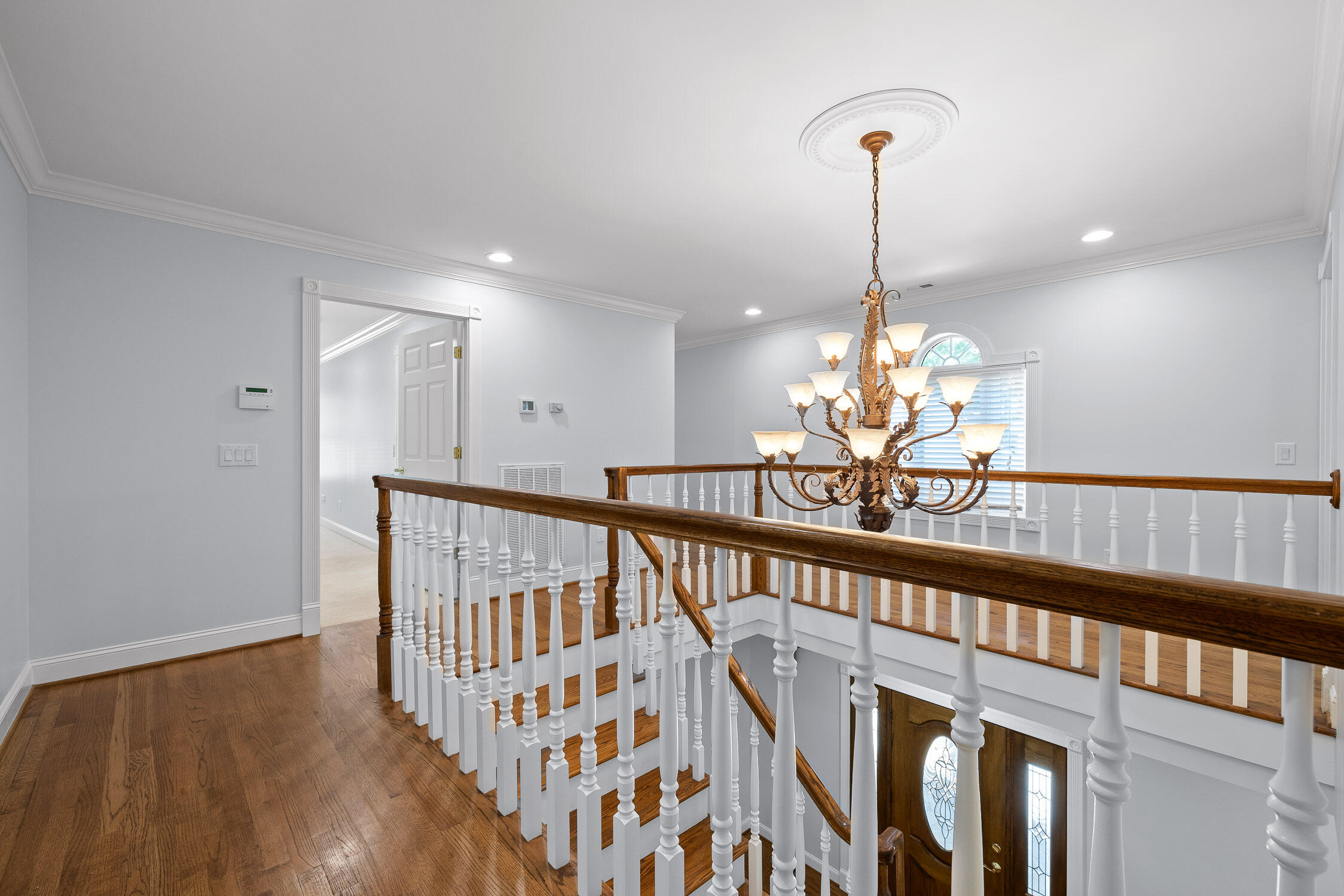 303 N Woods Lane