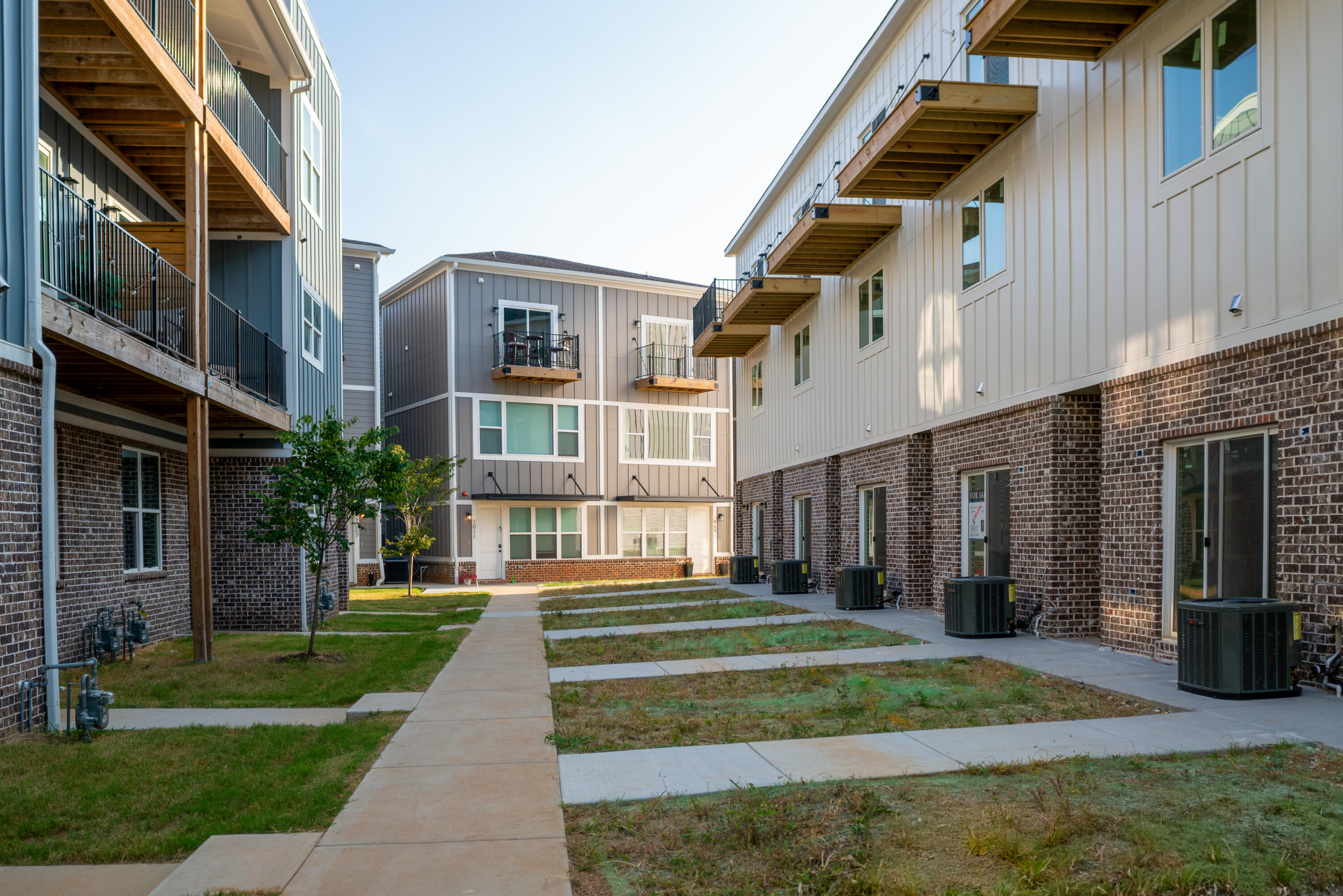 955 Montague Place