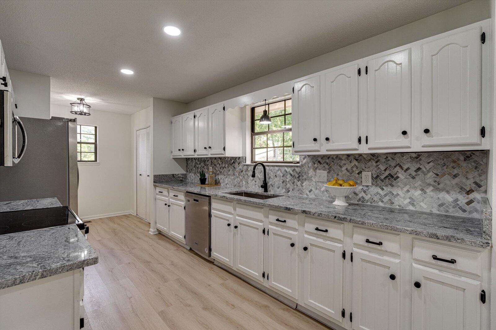603 Paragon Drive