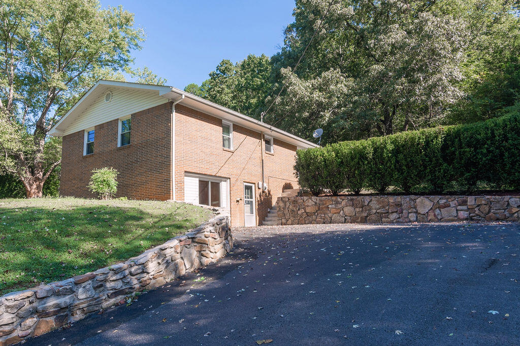1770 Press Pickett Road
