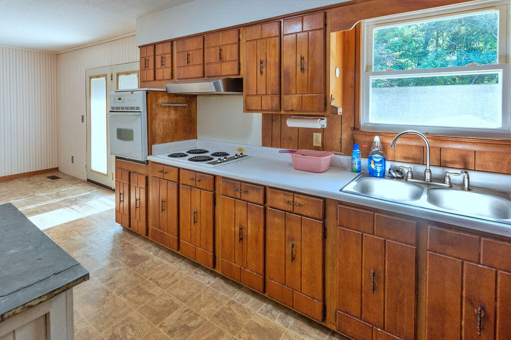 1770 Press Pickett Road